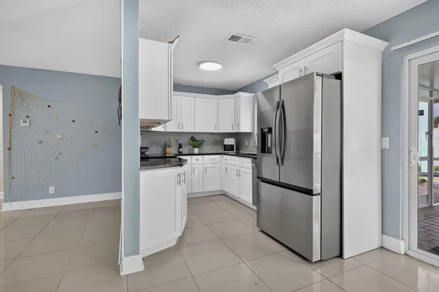 Residence photo 22