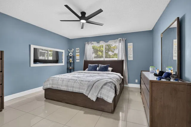 Residence photo 38