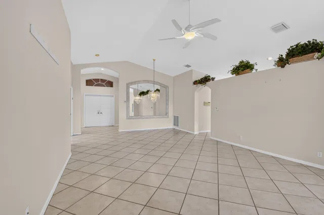 Residence photo 9