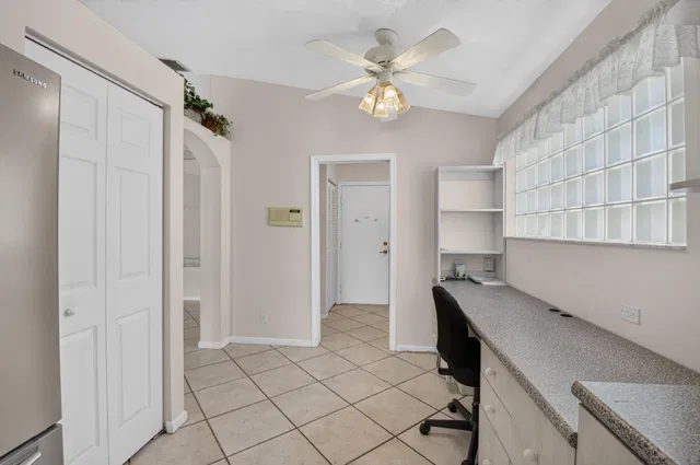 Residence photo 18