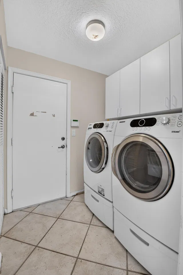 Residence photo 21