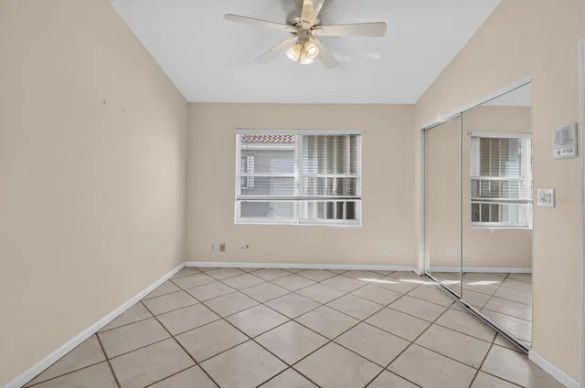 Residence photo 29