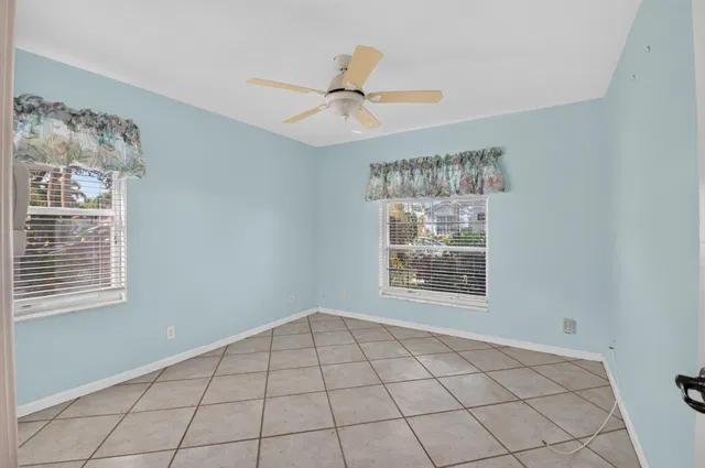 Residence photo 30
