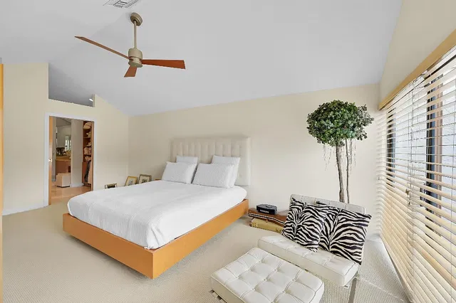  Residence photo 21