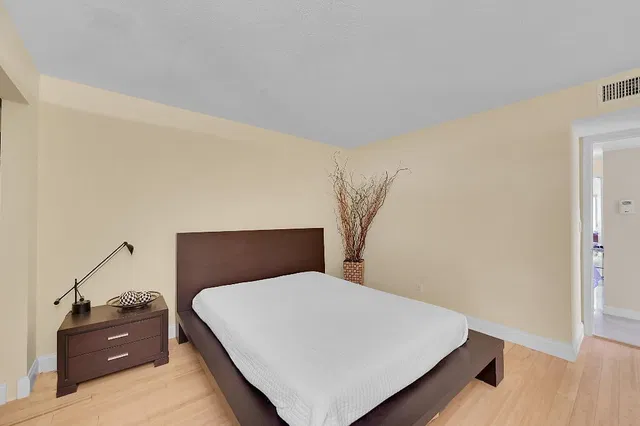 Residence photo 33