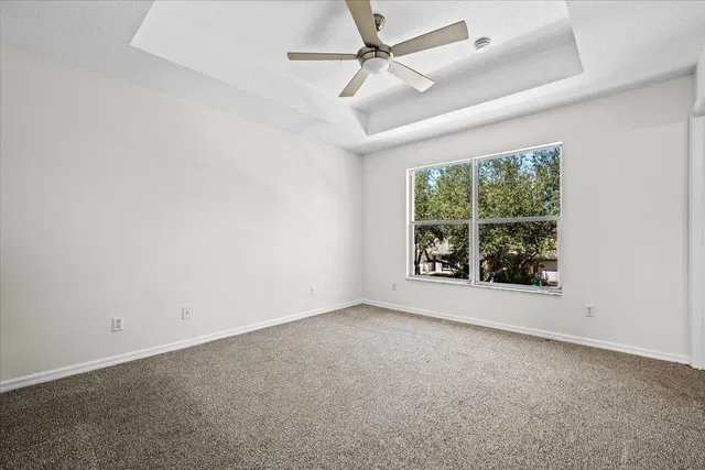 Residence photo 19