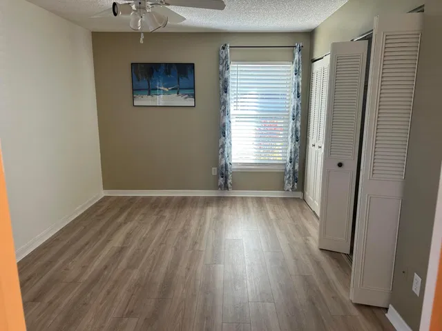 Residence photo 11