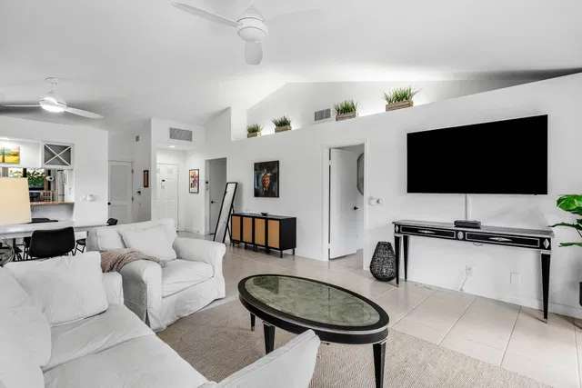 PGA National Palm Beach Gardens Residence photo 22