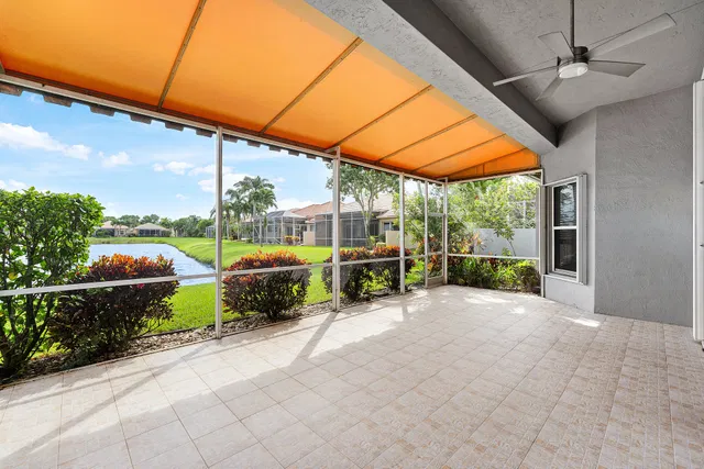  Residence photo 44