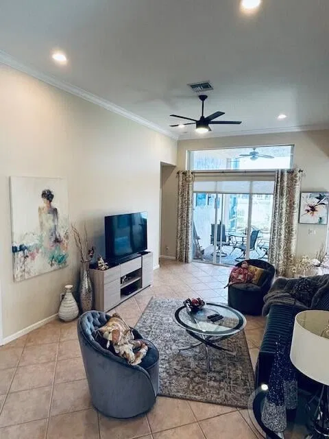 Residence photo 15