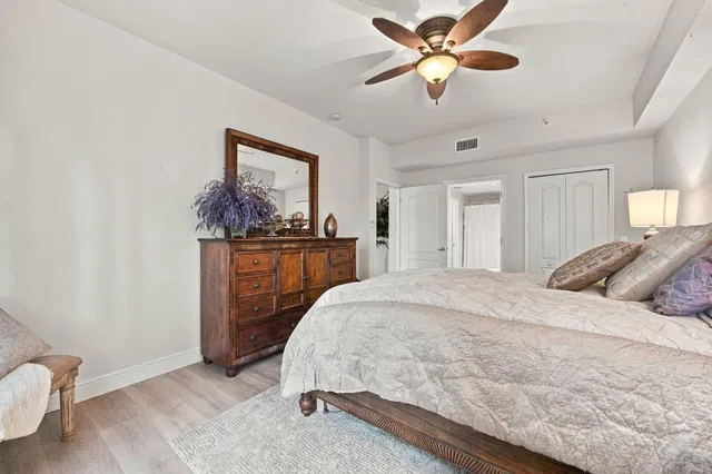Unit 105 photo 20