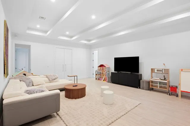 Residence photo 23