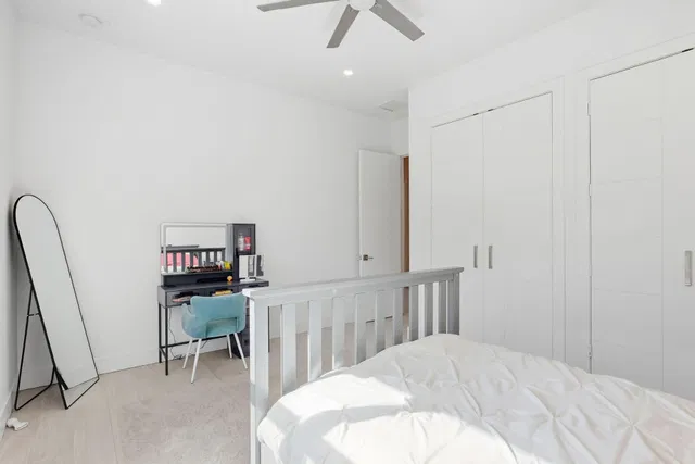 Residence photo 56