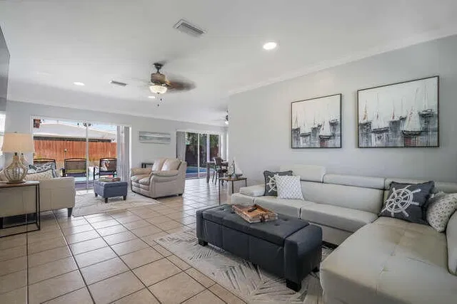 Village of North Palm Beach Residence photo 44