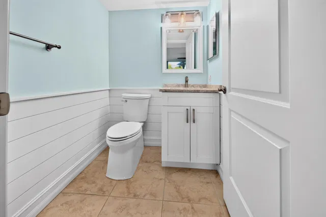Unit 109 photo 23