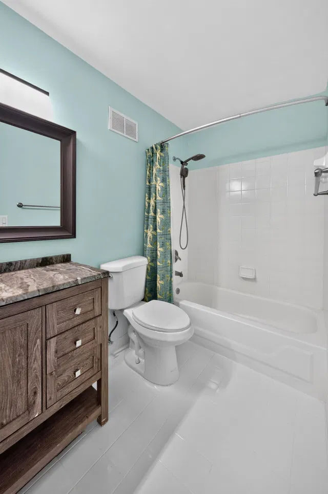 Unit 109 photo 31