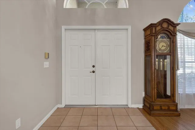 Residence photo 17