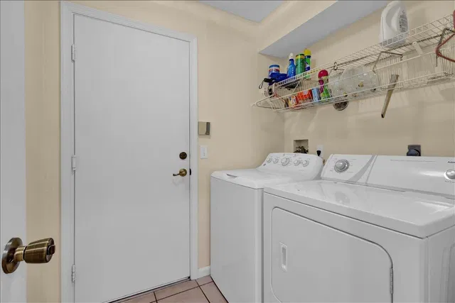 Residence photo 41
