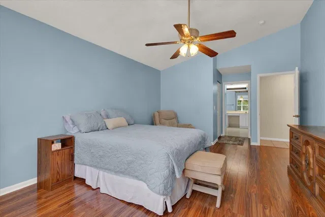 Residence photo 48
