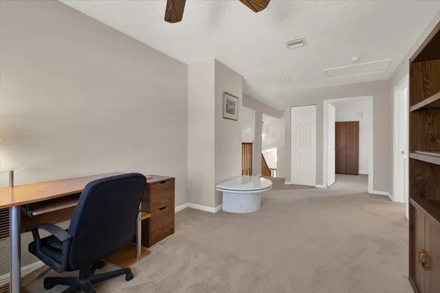 Residence photo 60