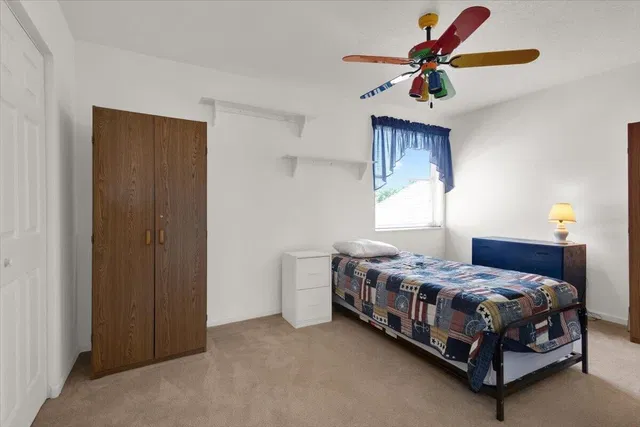 Residence photo 63
