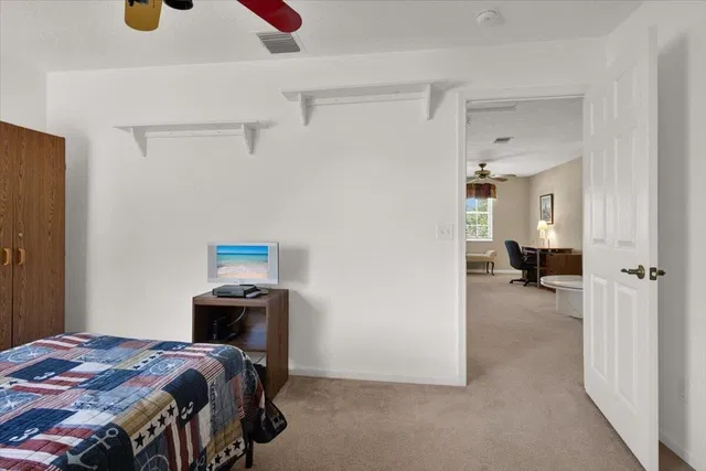 Residence photo 66