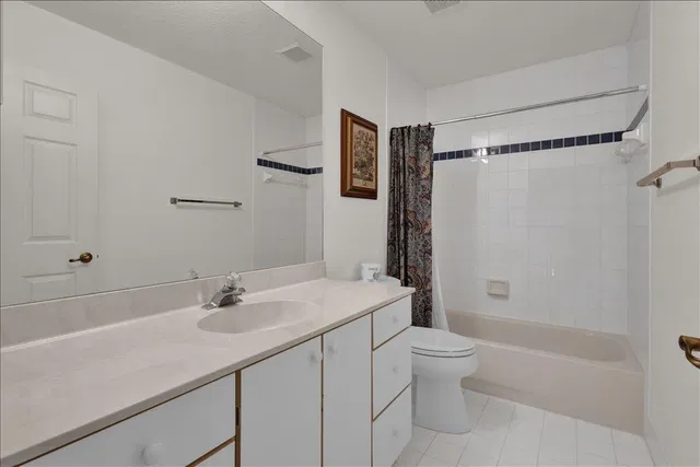 Residence photo 70
