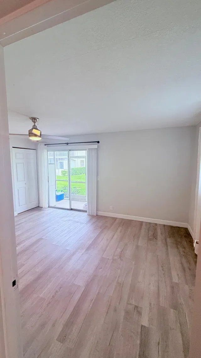 Residence photo 5