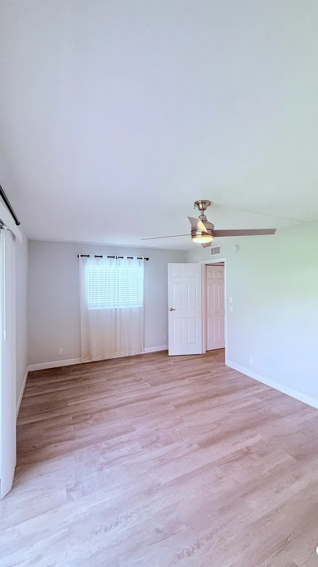 Residence photo 9