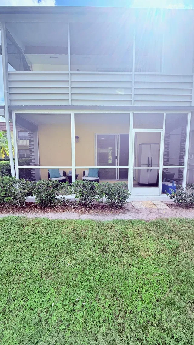 Residence photo 11