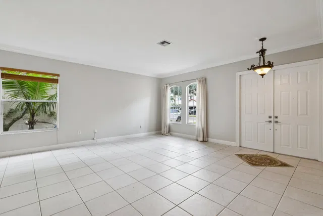 Residence photo 7