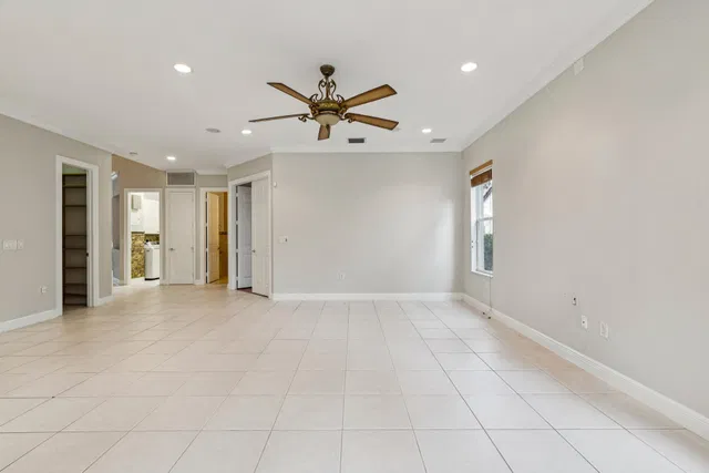 Residence photo 20