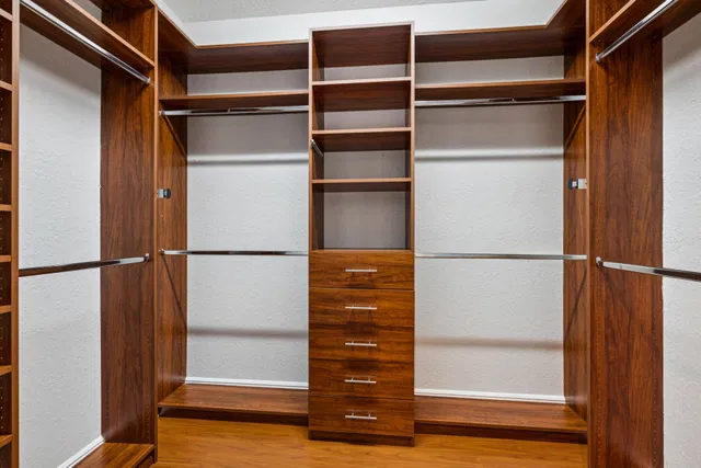 Residence photo 32