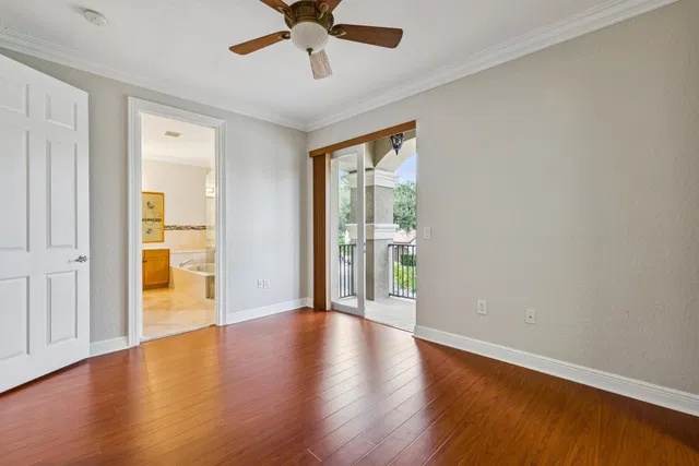 Residence photo 44