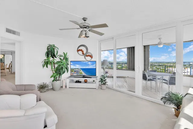 500 S Ocean Boca Unit 2201 photo 25