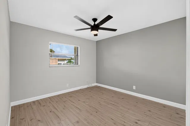  Residence photo 30