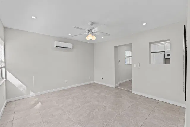 Residence photo 9