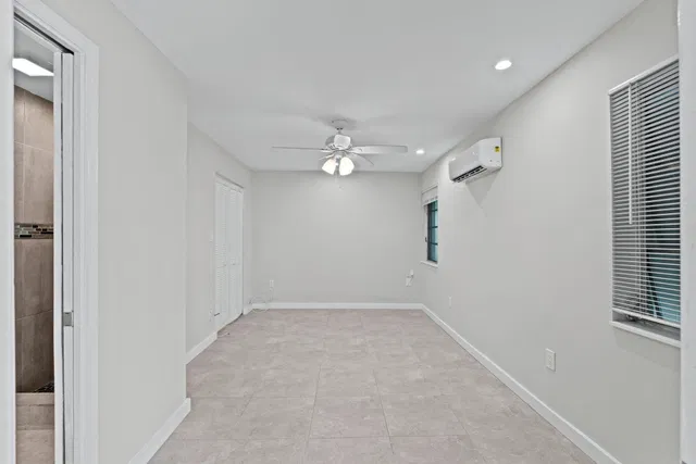 Residence photo 20