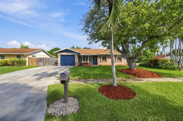 Residence photo 2