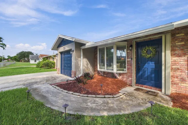 Residence photo 8