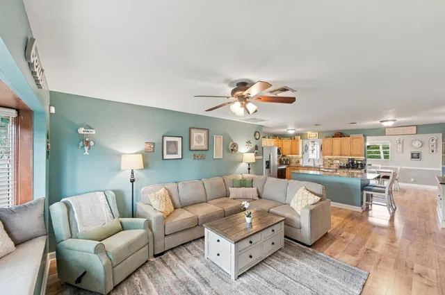 Residence photo 9