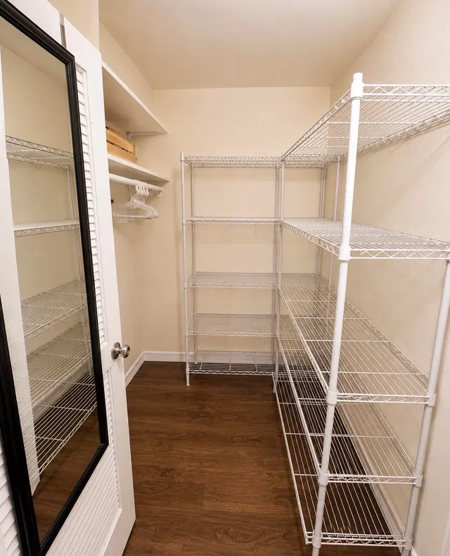 Unit 203 photo 10