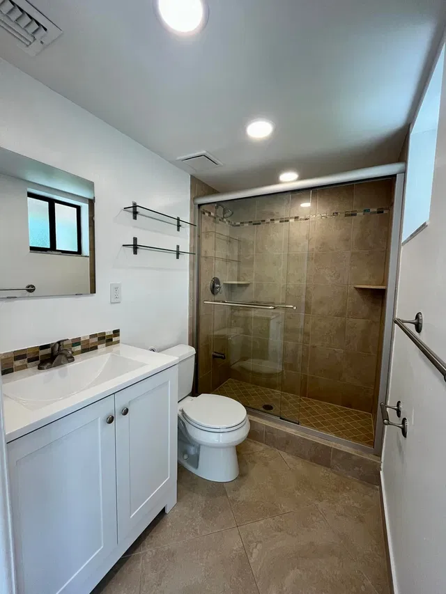  Unit 314 photo 9