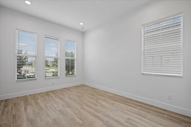  Residence photo 22