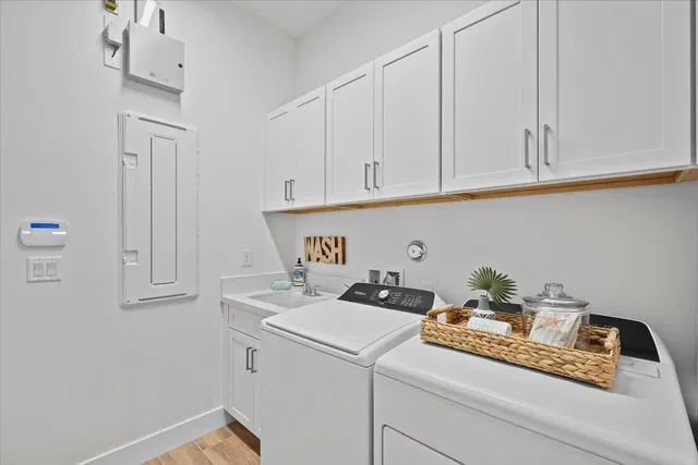  Residence photo 30