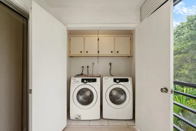 Unit 308 photo 23