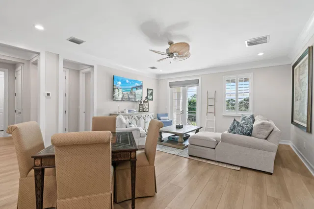 Residence photo 45