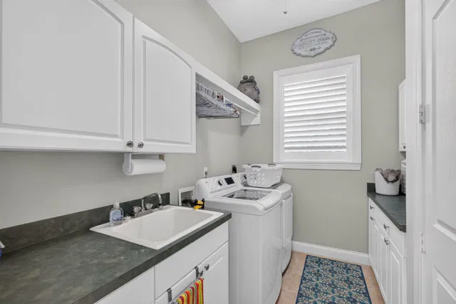 Residence photo 37