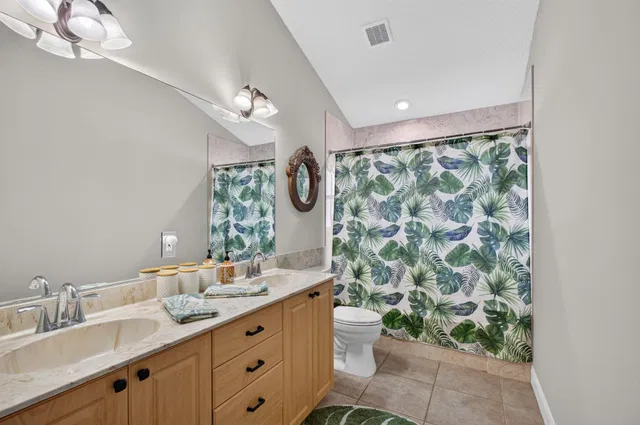 Residence photo 61