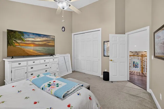 Residence photo 63